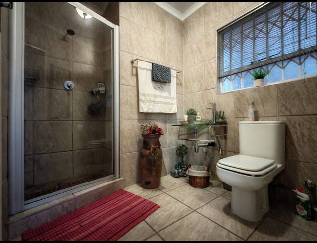2 BEDROOM TOWNHOUSE FOR SALE IN THREE RIVERS